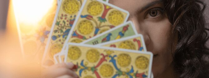 Tarot énergétique et intuitif avec Laurianne Félicité