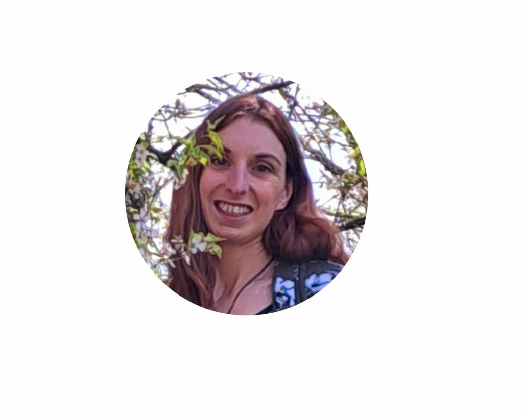 Praticienne comunication animale, contact défunt et tarot